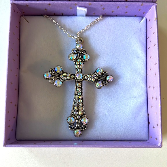 Jewelry - New Silver and Crystal s Cross Pendant, 18” Sterling silver chain Necklace,
